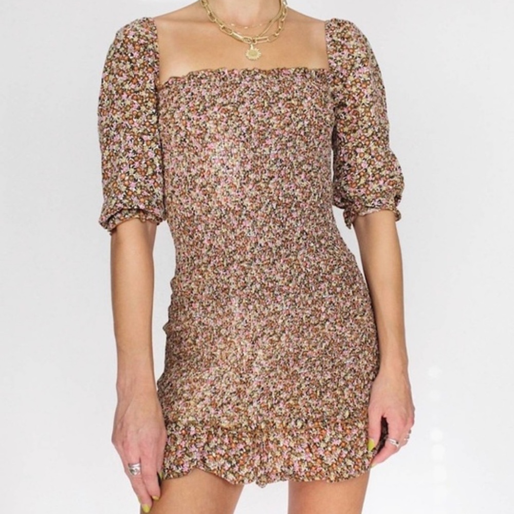 FAITHFULL THE BRAND Smocked Dress in Floral Dusty